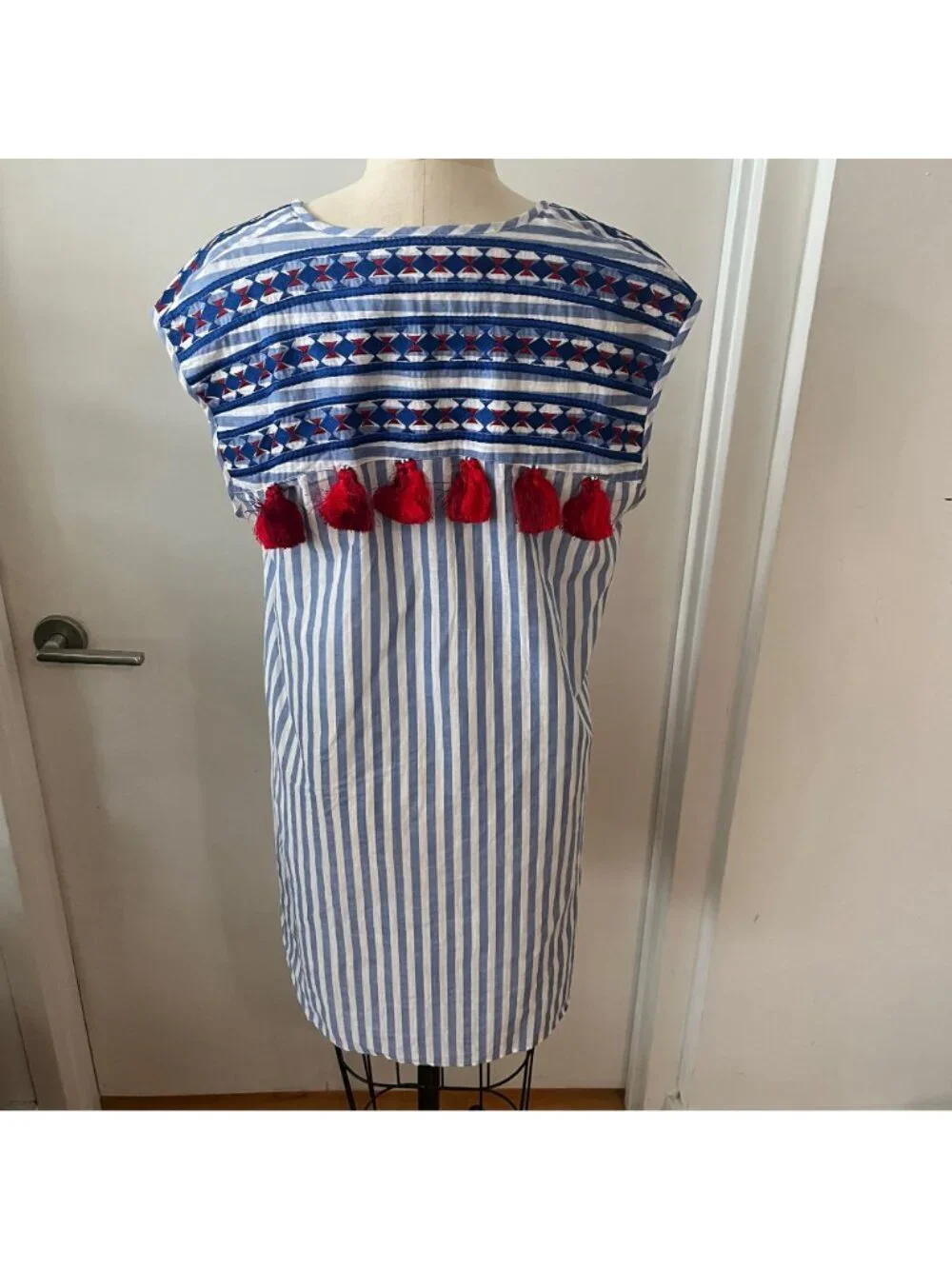 BINDU Sleeveless Tasseled Cotton Embroidered Boho Mini Dress/ Coverup Size Large